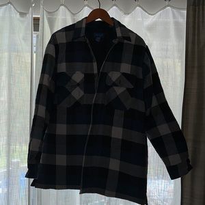 Men’s blue and grey checkered flannel barn chore jacket MEDIUM